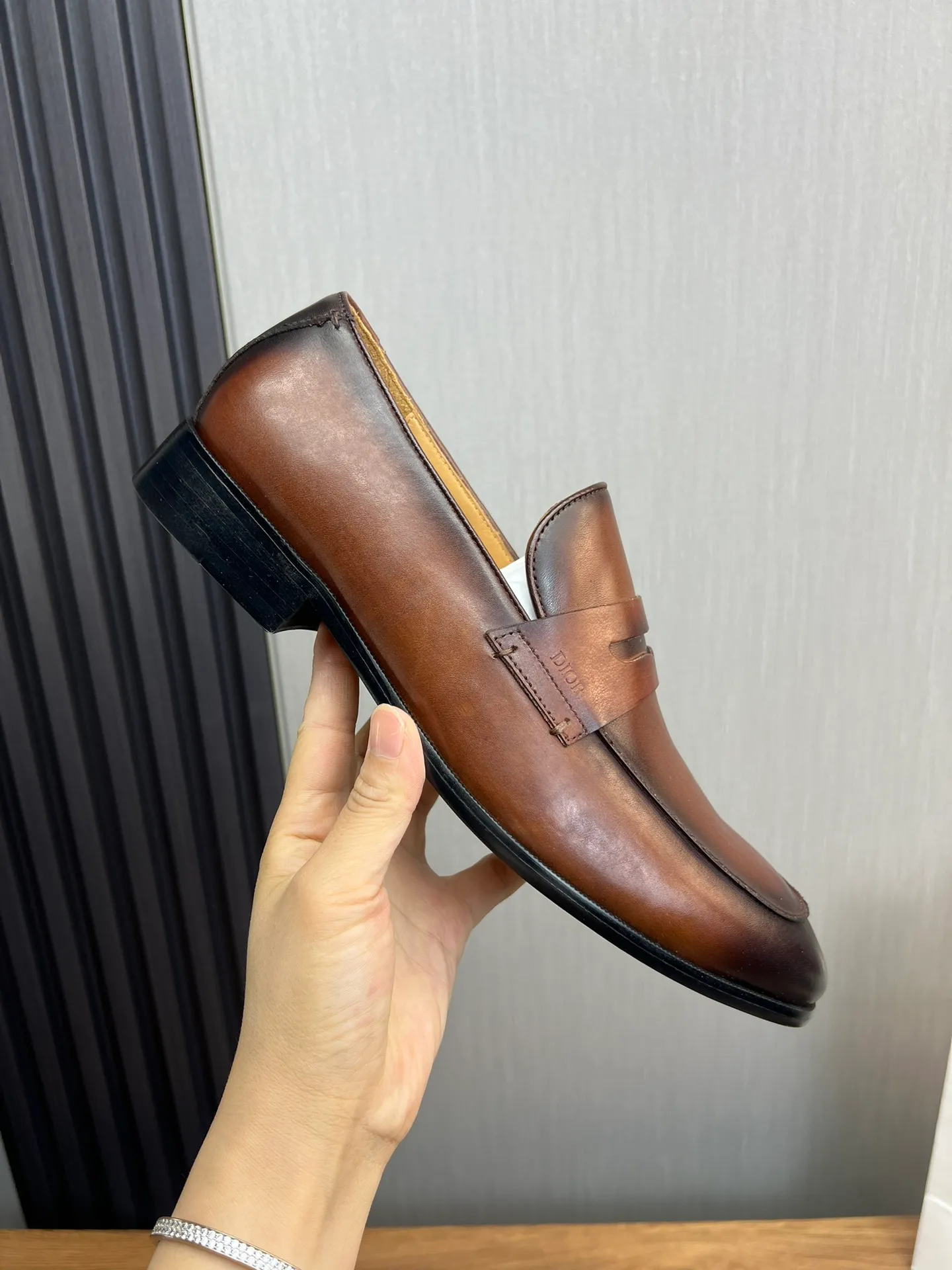 Men's men's shoes 💰540💰 Dior men's business casual leather shoes 👞all made of imported original brand leather, just to create a more comfortable wearing experience, upper: original cowhide ➕ imported cowhide lining, original non-slip and wear-resistant rubber outsole ✔️36-45 (45 non-returnable)